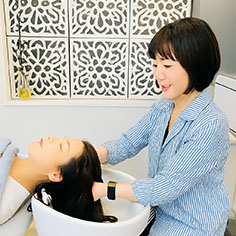 ヘアスタイリスト